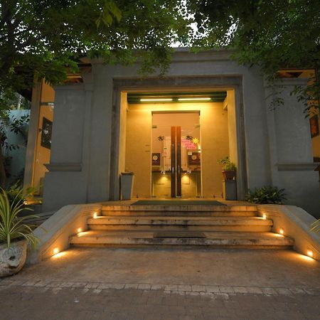 Ceylan Lodge Anuradhapura Exterior photo