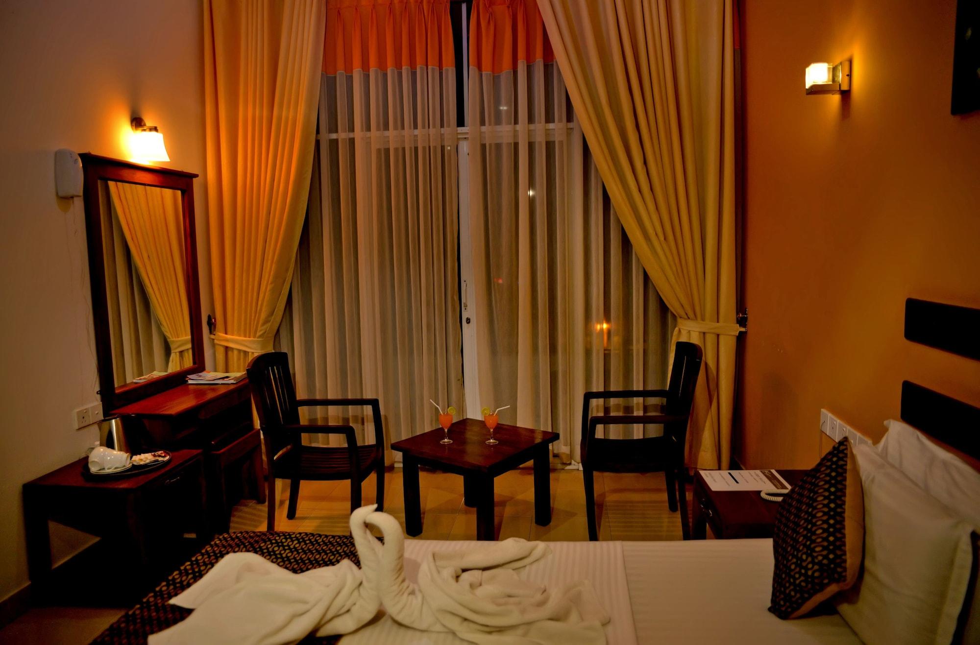 Ceylan Lodge Anuradhapura Exterior photo