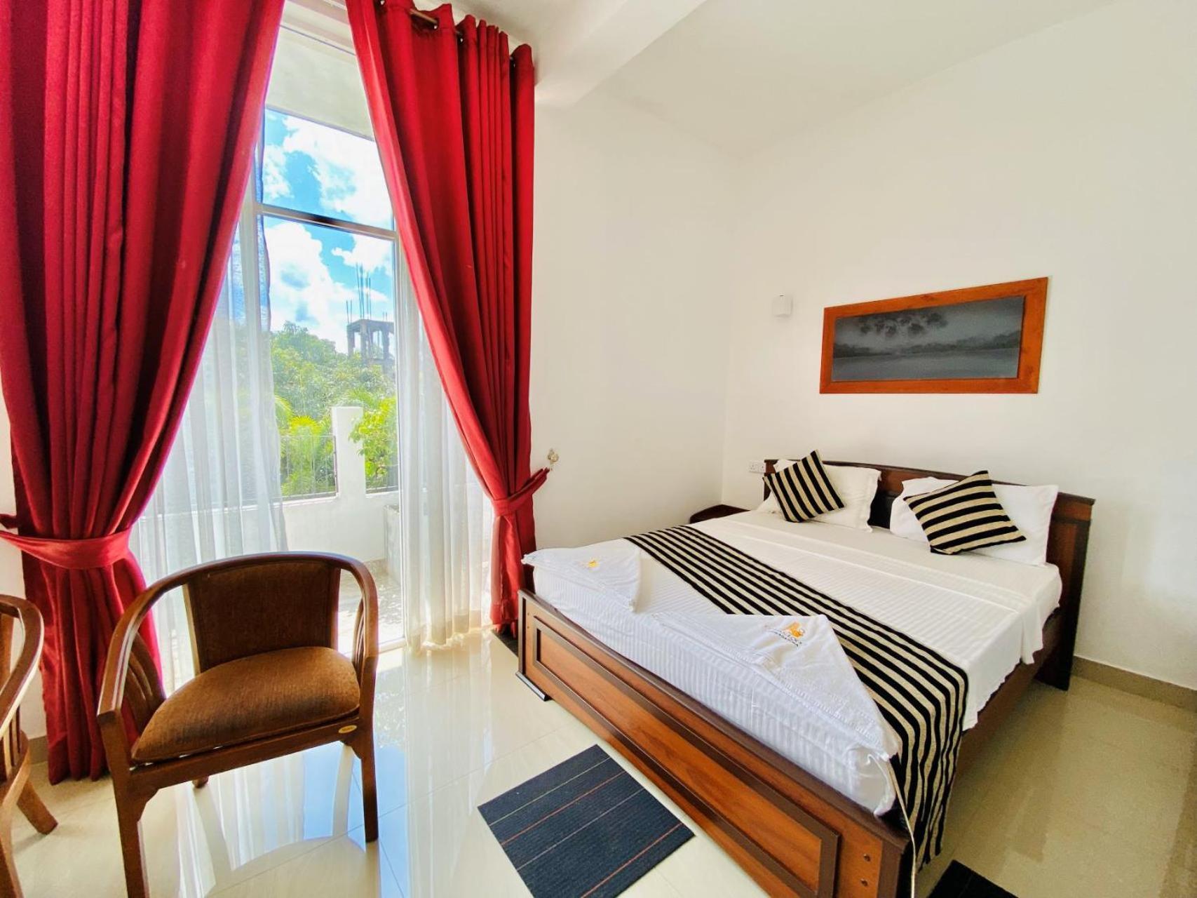 Ceylan Lodge Anuradhapura Exterior photo